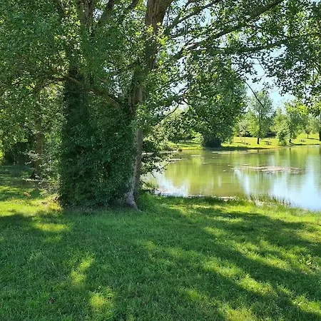 Holiday home Maison Au Bord Du