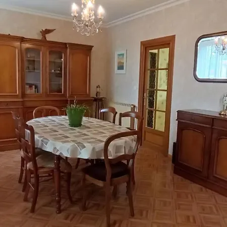 Maison Au Bord Du 別荘 *